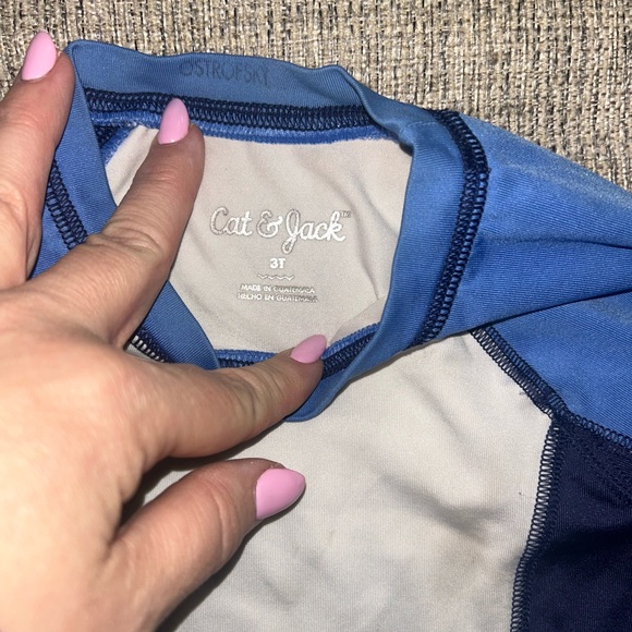 Lot of 7 swim pieces for boys size 3t - Picture 13 of 15